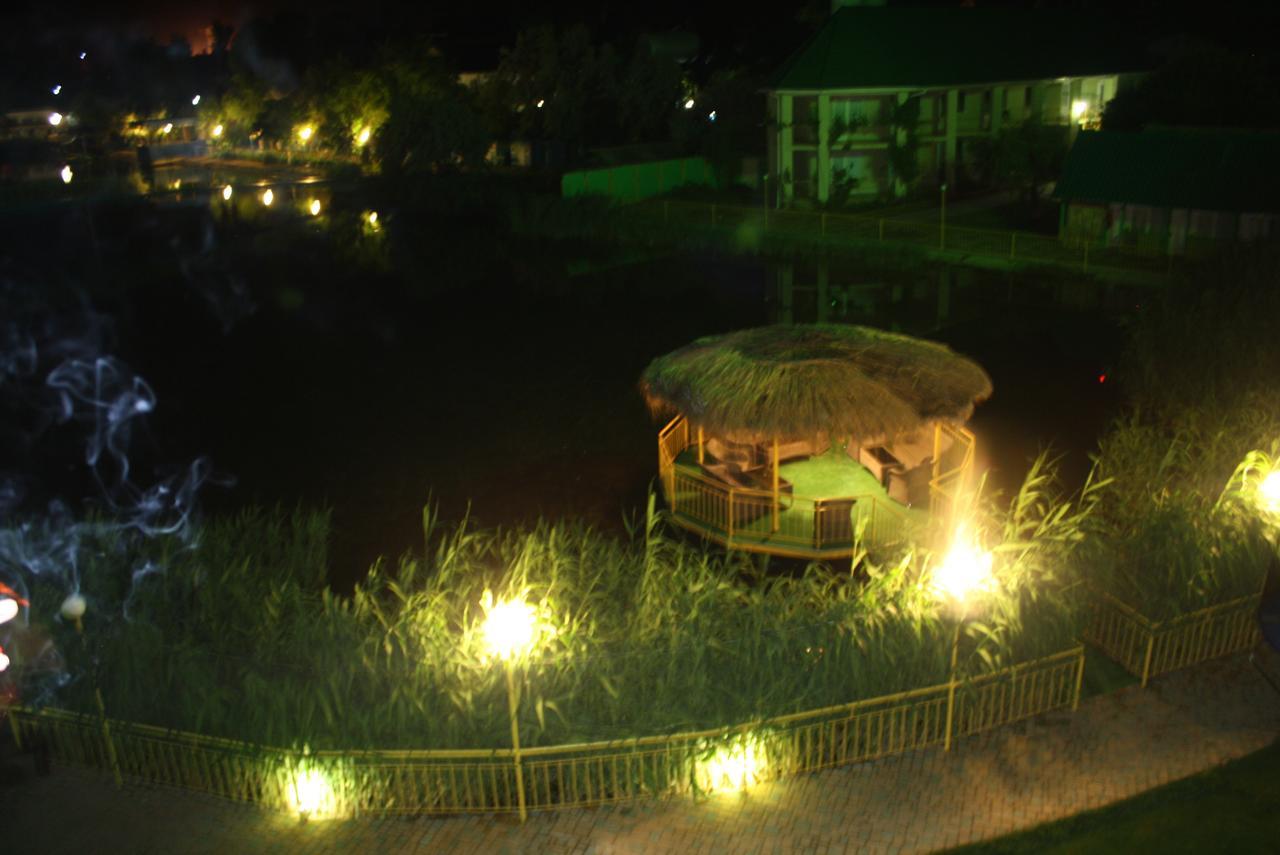 Green Hotel-Club Zatoka Kültér fotó