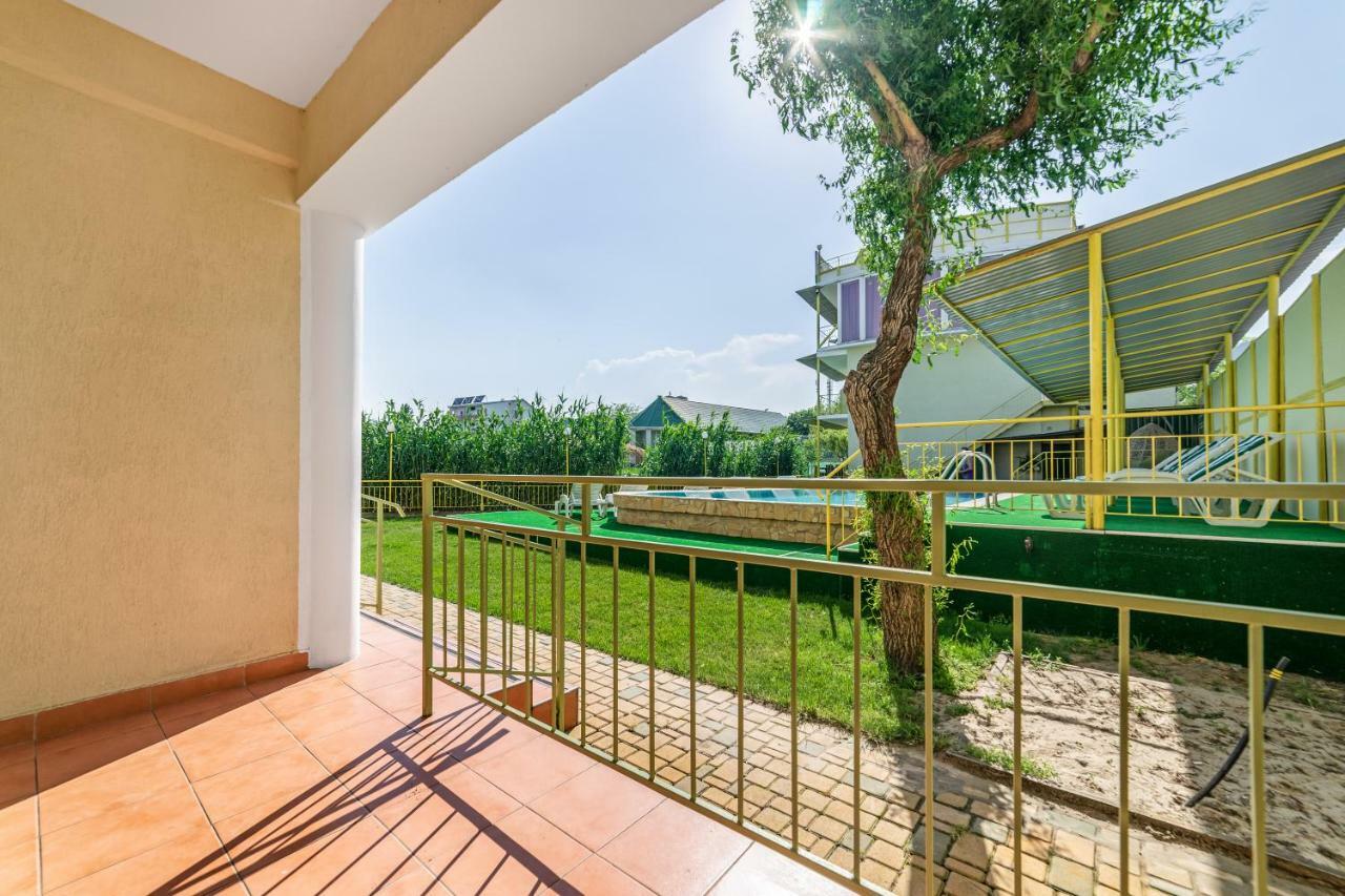Green Hotel-Club Zatoka Kültér fotó